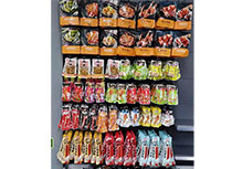 休閑食品展示